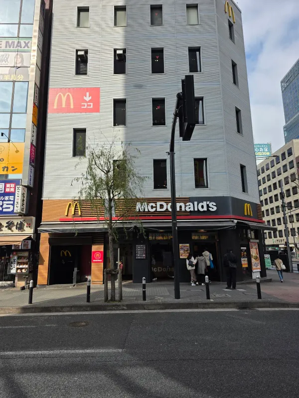 맥도날드 신바시히비야구치점の写真2