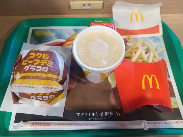 맥도날드 신바시히비야구치점