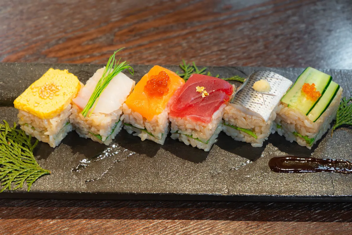 Osaka Omakase Sushi & Wagyu Steak Halal Dotonbori Restaurantのメイン写真