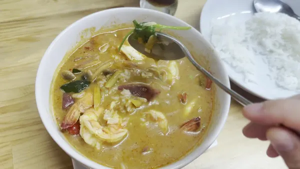 CHICKEN ONE NOODLES チキンワン ヌードル (Thai Restaurant, ป้าแก้ว)