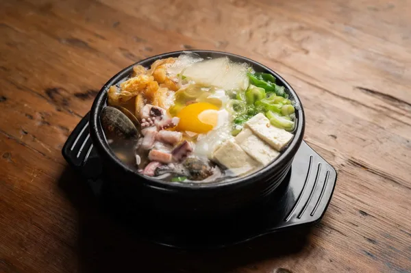 ヒョンデオク 韓屋村店の写真5