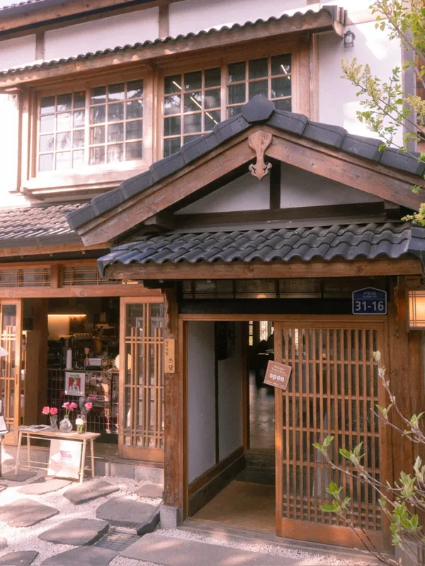 シムリ書店 スダムの写真2