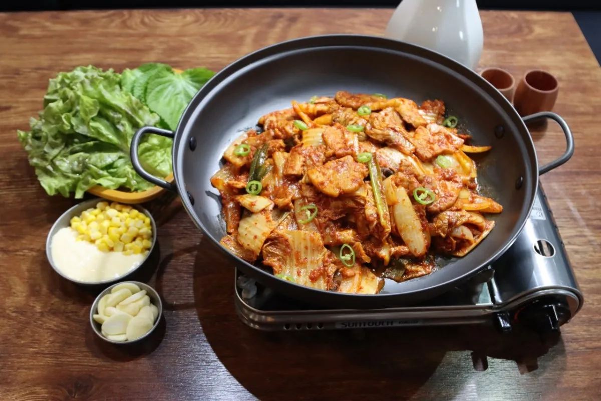 テテ食堂