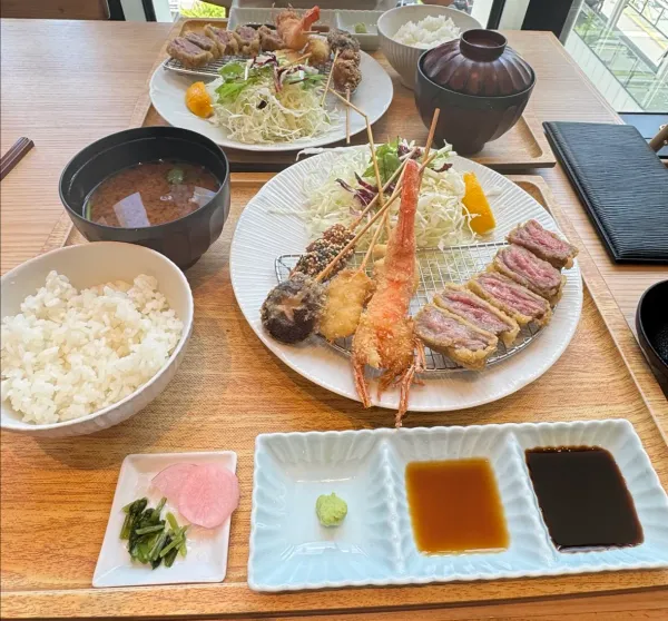KUSIAGE RESTAURANT SAKURA KITTE OSAKAの写真4