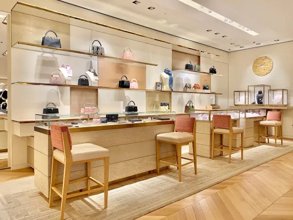 LOUIS VUITTON Umeda Hankyu Store (5F)