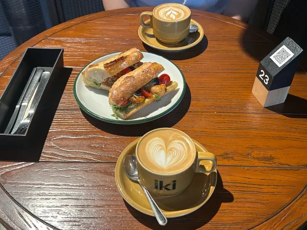 iki Roastery & Eatery 사진 2