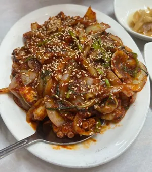 ナクチイルボンジ