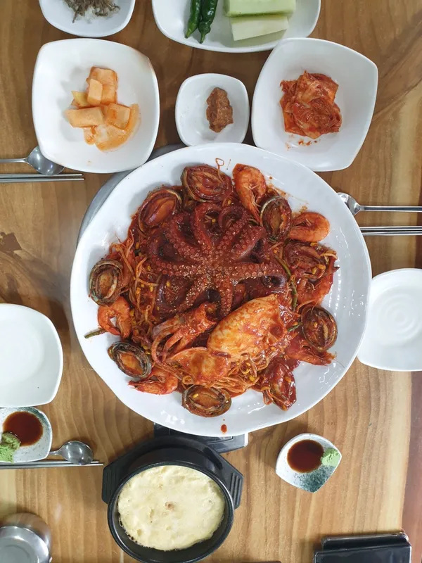기쁨이네해물탕앤돌솥밥 사진 3