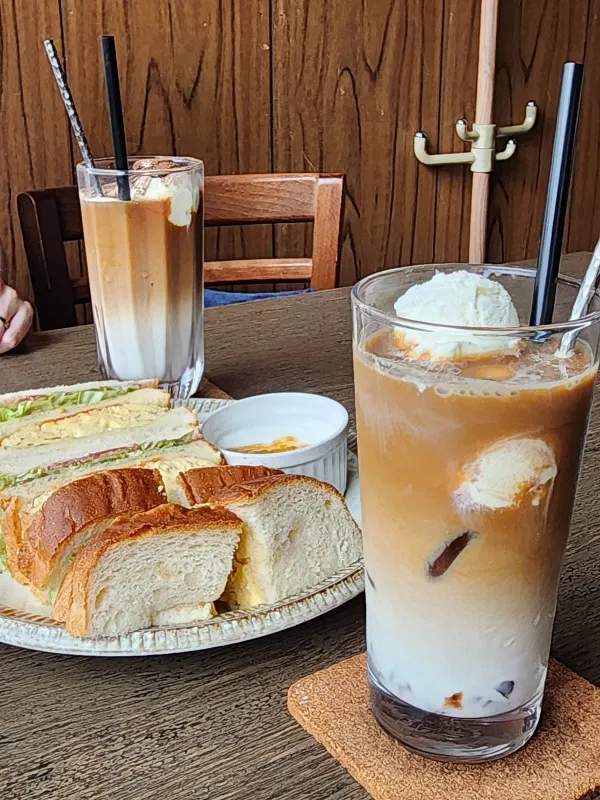 베이커리 카페 이세야