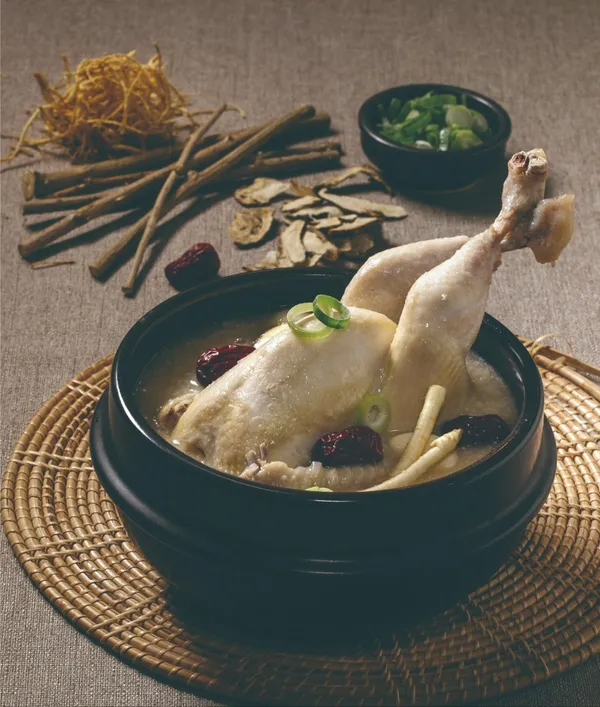 이우철한방누룽지삼계탕 창원직영점 사진 2