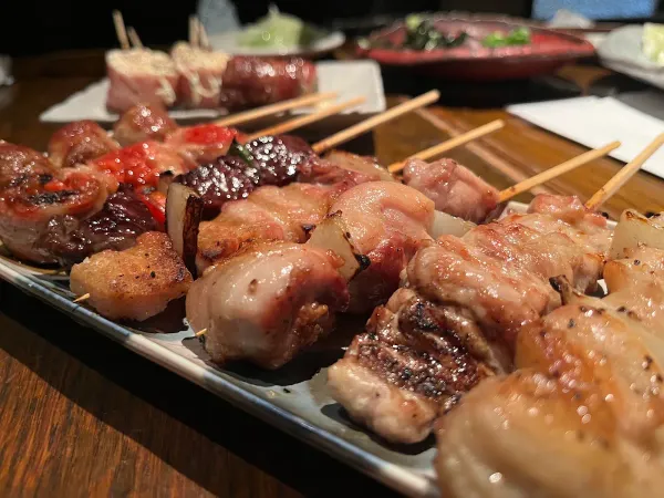 하카타 꼬치전문점 조우몬