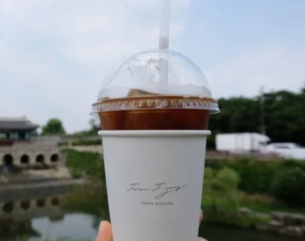 정지영커피로스터즈 화홍문점
