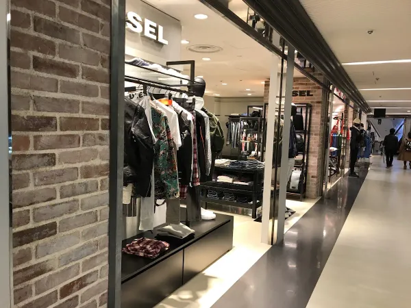 DIESEL 阪急 MEN'S OSAKAの写真4