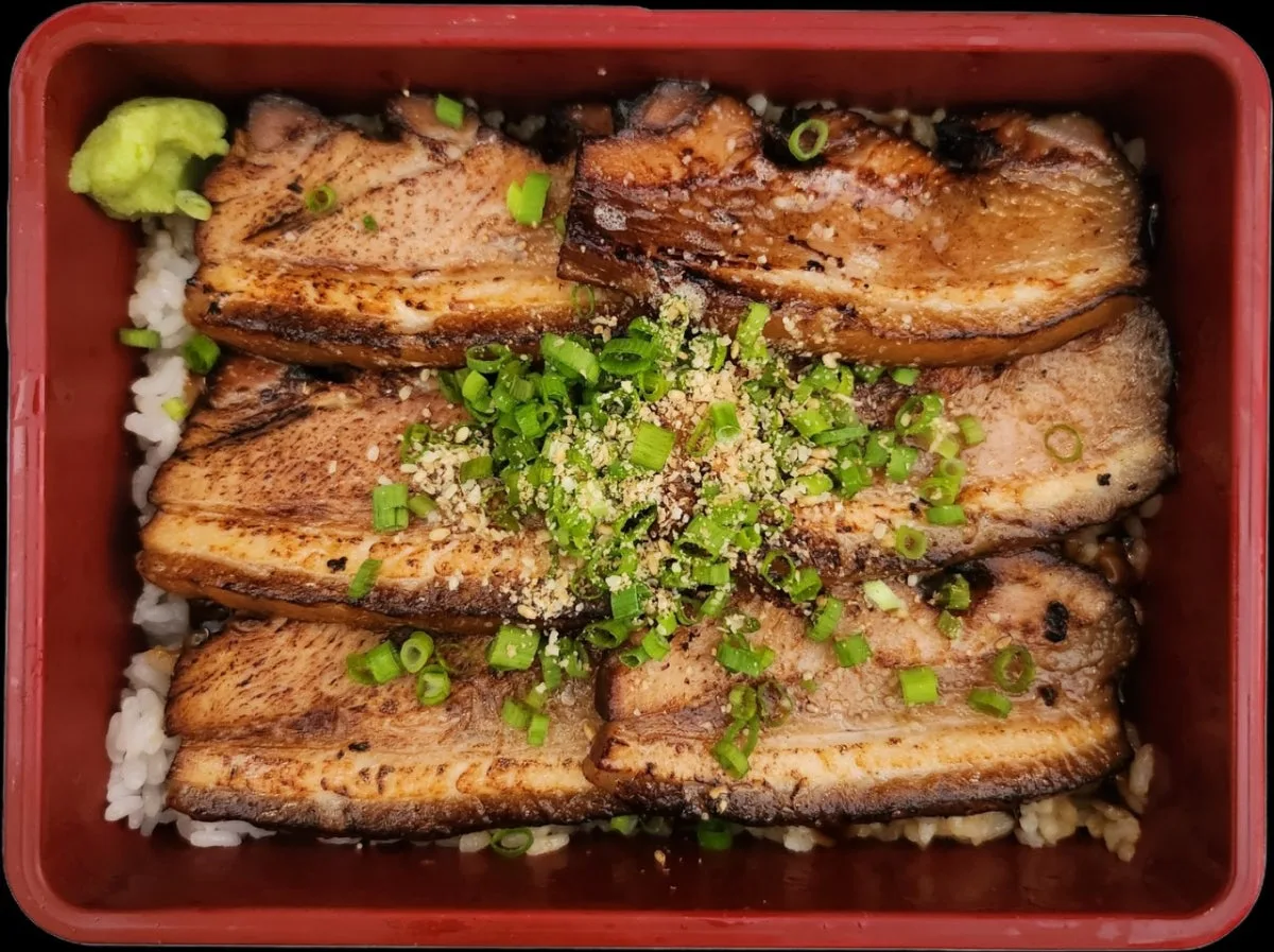 リョシのメイン写真