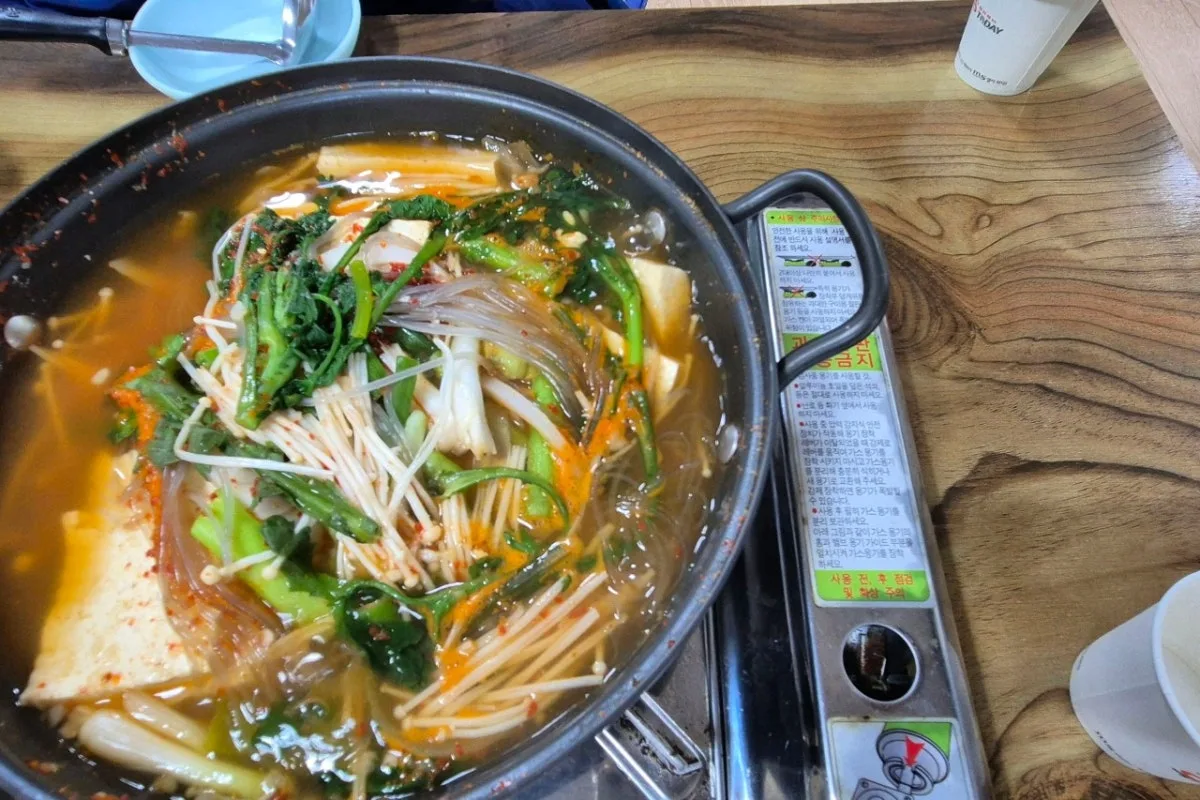 ポヤネ食堂のメイン写真