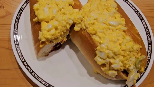 코메다커피 마쓰야마 오카이도점