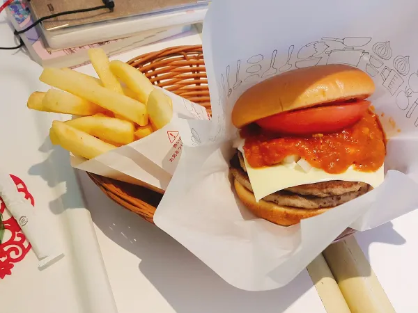 MOS BURGER Kappabashi Shopの写真3
