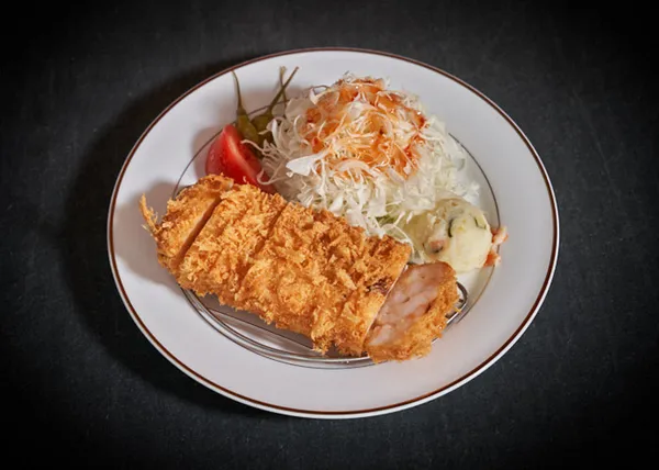 トンオウ ドンカツの写真4