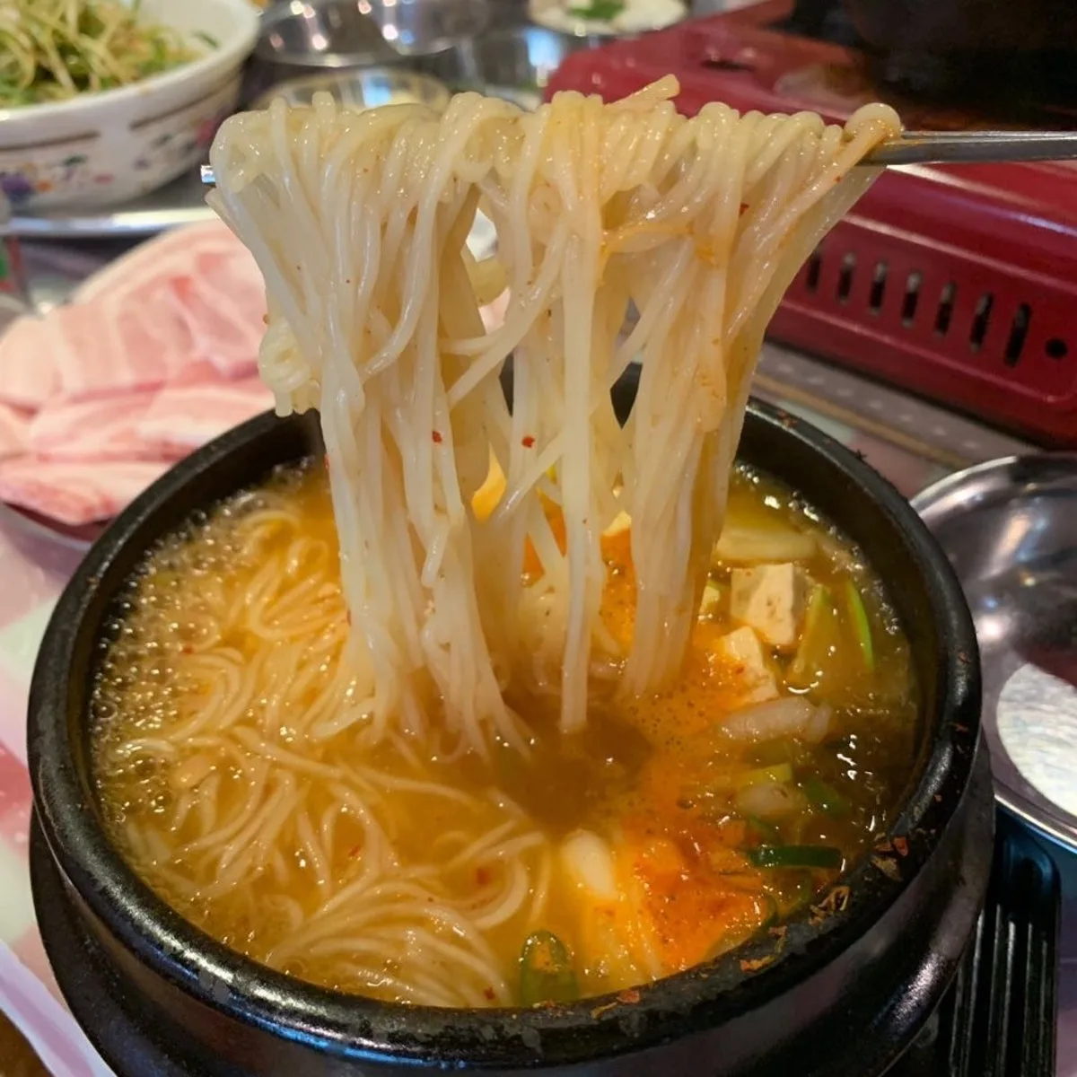 ウギネ食堂 ヨンイルデ店のメイン写真