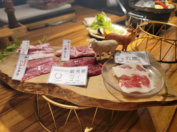 北海道産ひつじ肉炭火兜ひつじ×烤羊肉の写真2