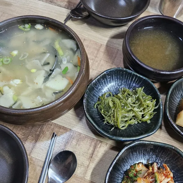 오가리수제비칼국수 창원가음점 사진 2