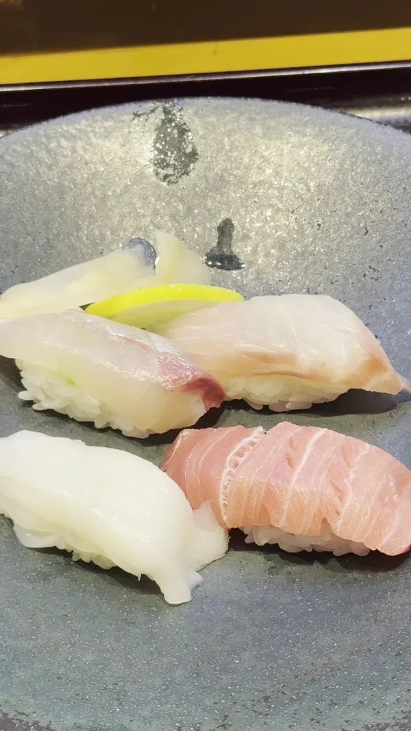 Yakko Sushiの写真3