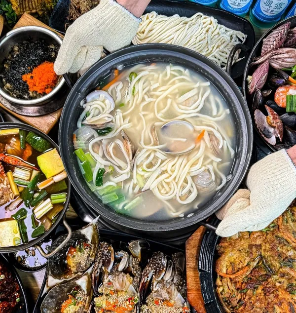 황금손칼국수 간장게장 대부도 본점 사진 3