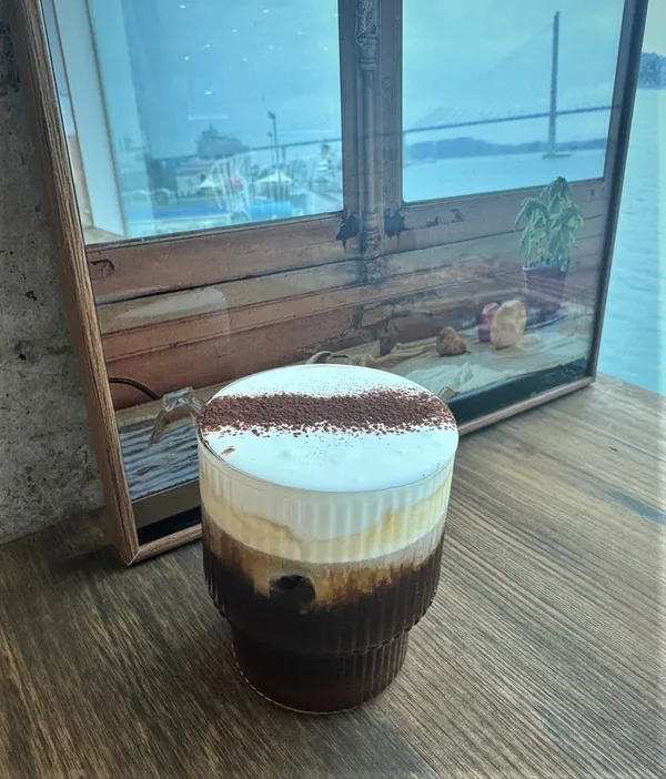 カフェ デルマールの写真3