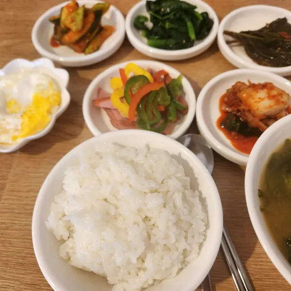 トングラミ食堂の写真2