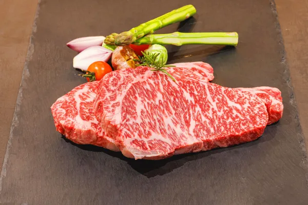 ウサロン アプグジョン店