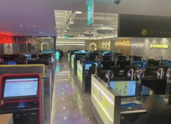 オプティマムゾーンPCカフェ クロデジタルダンジ駅店