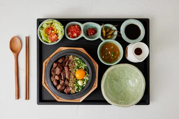 솔솥 교대역점