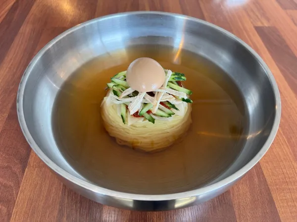 자연과사람들밀면 한림점の写真2
