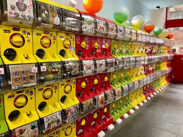 ガチャ王国オズコレボ大街道店