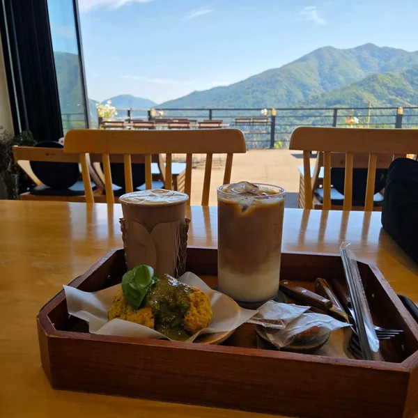 カフェ イミウン