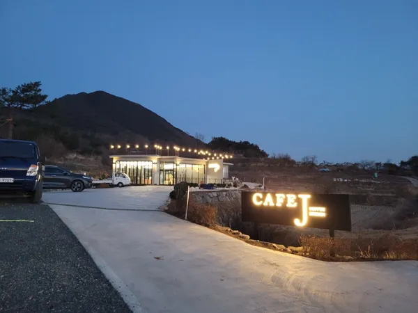 カフェJ