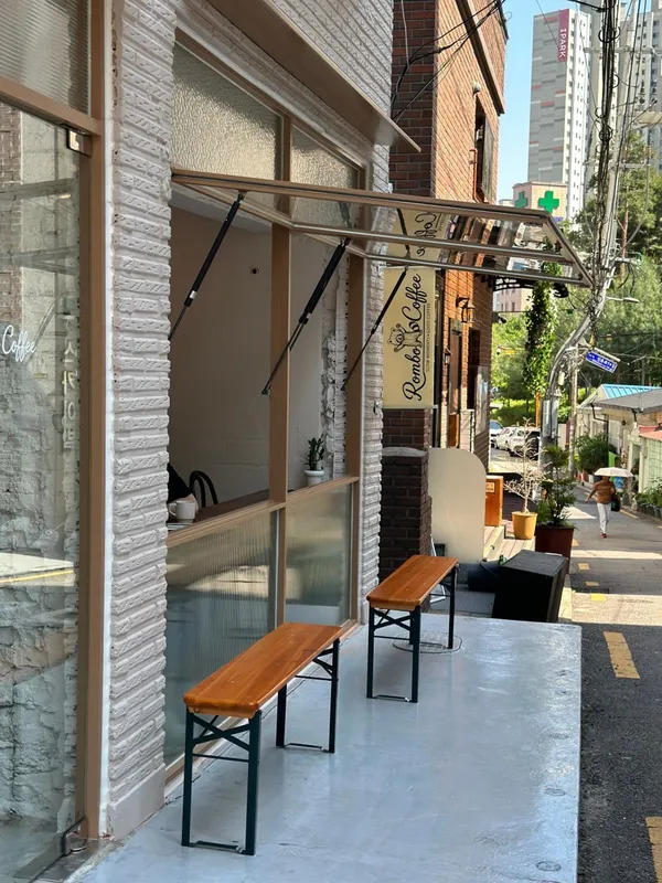 ロムボコーヒーの写真2