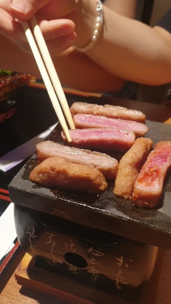 Gyukatsu Tenpuku (牛かつてんぷく)の写真2