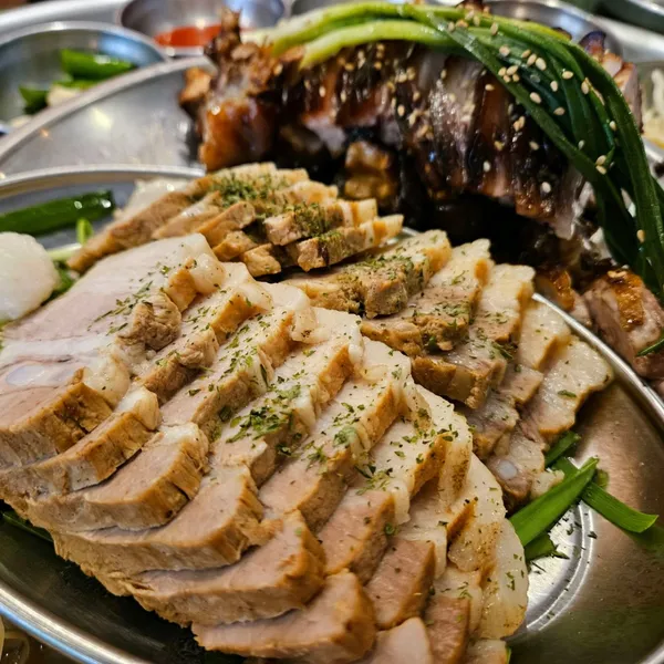 완미족발 익산영등점 사진 3