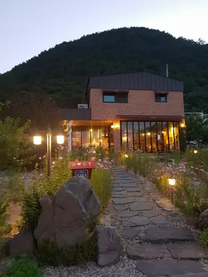 カフェシナブロ