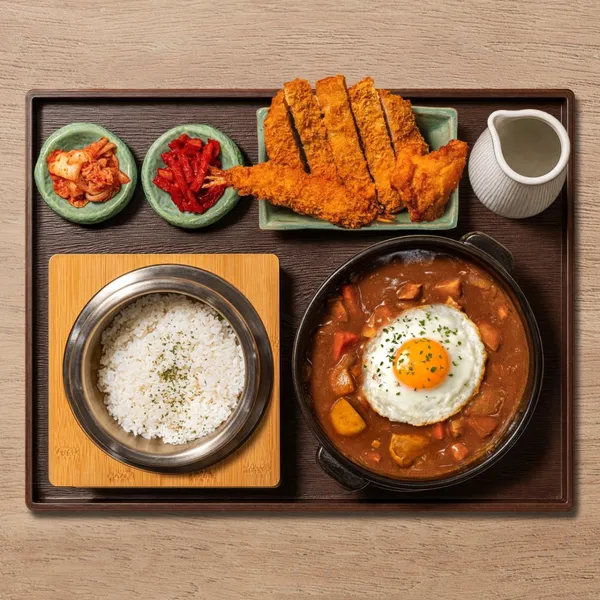 ワンゴンカレー シンチョン本店の写真4
