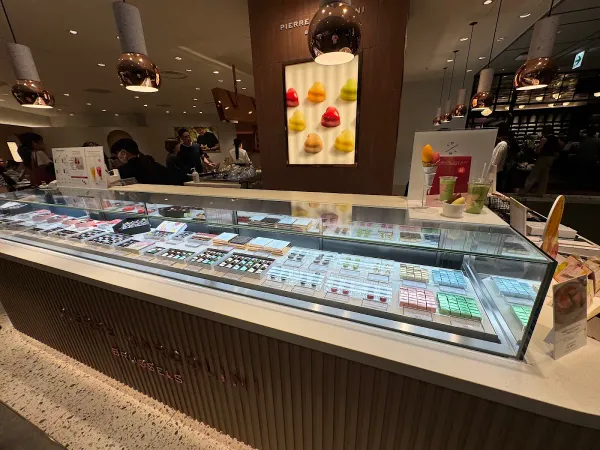 PIERRE MARCOLINI 名古屋HAERA店