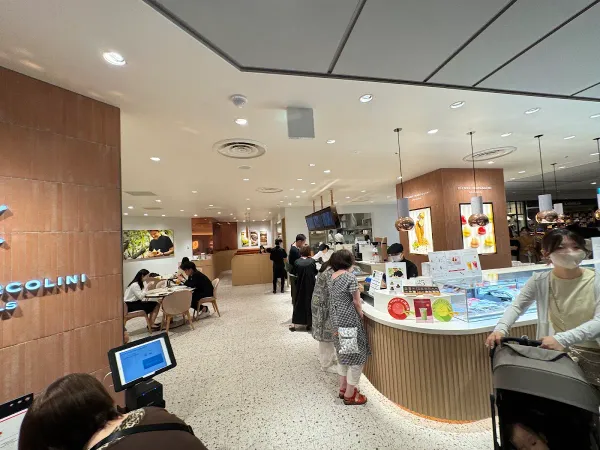 PIERRE MARCOLINI 名古屋HAERA店の写真4