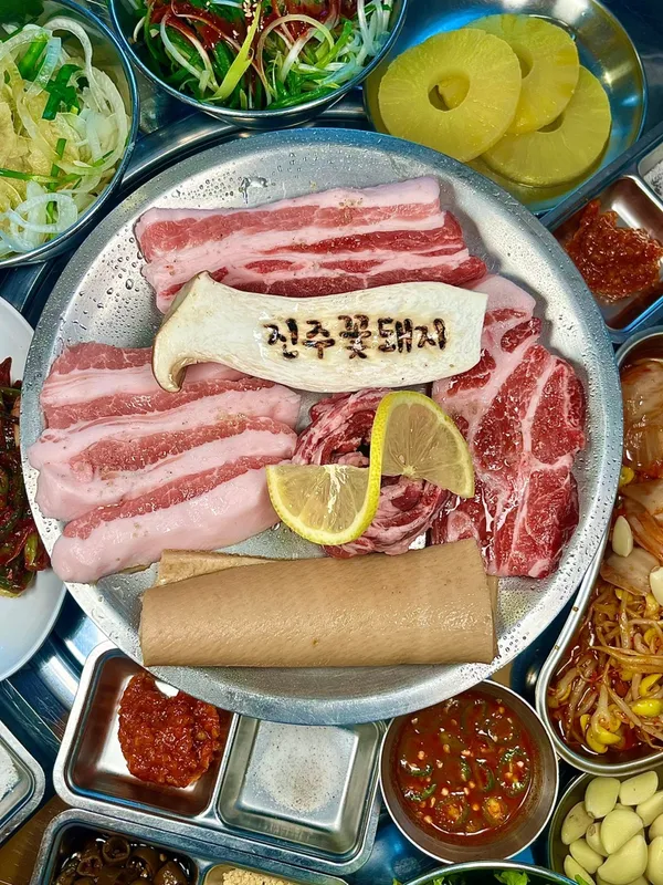 진주꽃돼지 한남점
