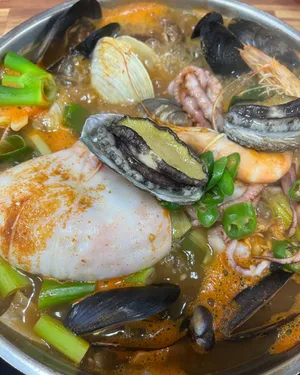 パクスングァンヘムルソンカルグクス トギ店