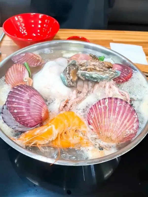 パクスングァンヘムルソンカルグクス トギ店の写真3