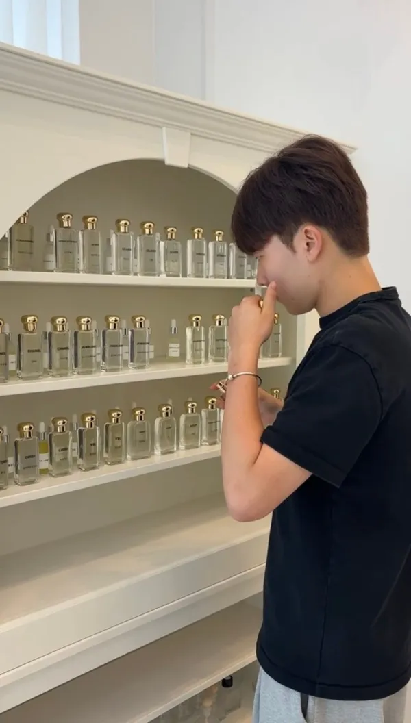 セント 香水工房の写真2