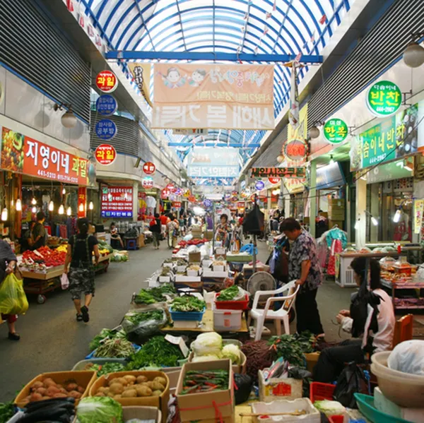 アニャン中央市場の写真2