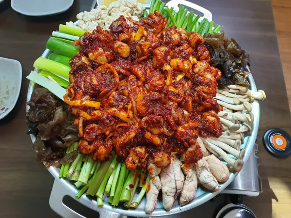 マンボギチュクミナクチボックム ムンギョン店