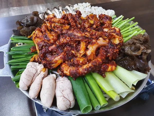 マンボギチュクミナクチボックム ムンギョン店の写真2